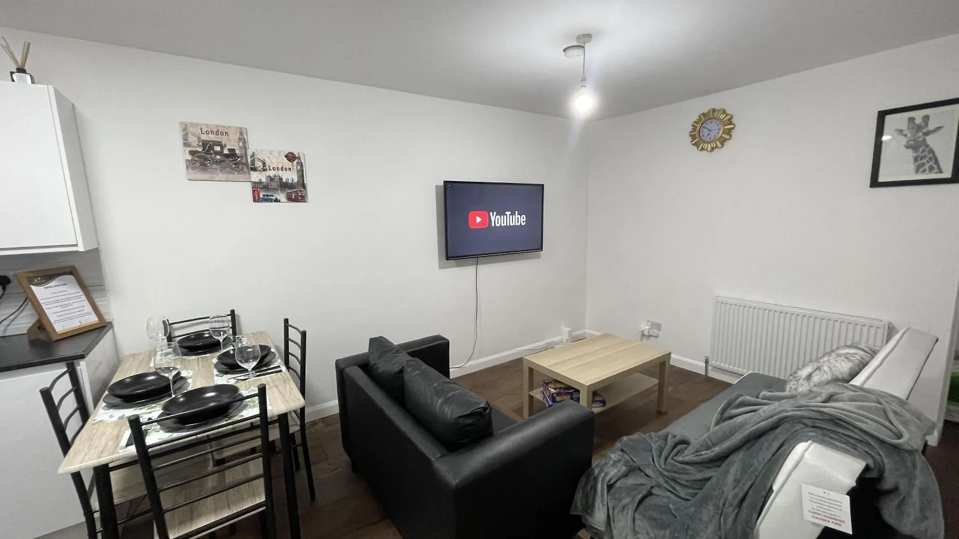 Appartement Stratford-2Bedroom-Close To Local Transport- Wifi Londen