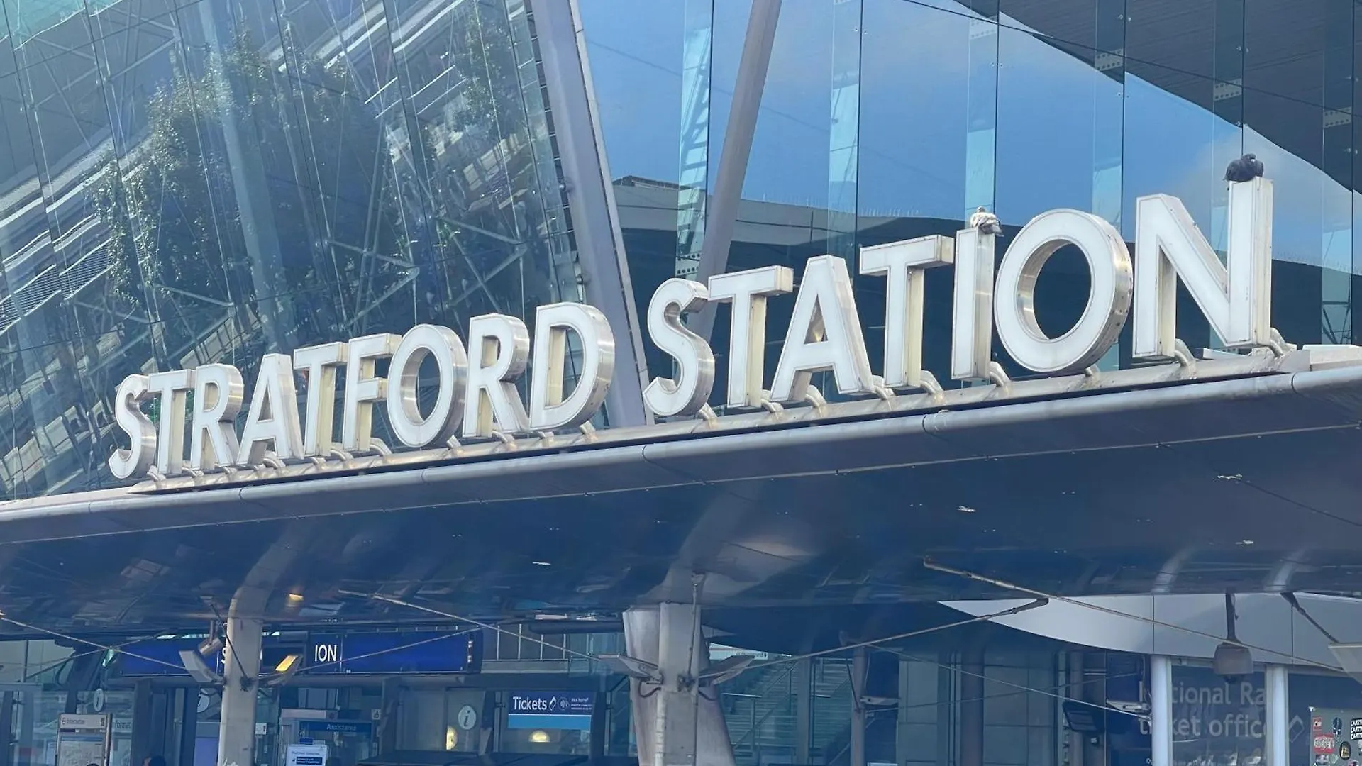 Stratford-2Bedroom-Close To Local Transport- Wifi Londen