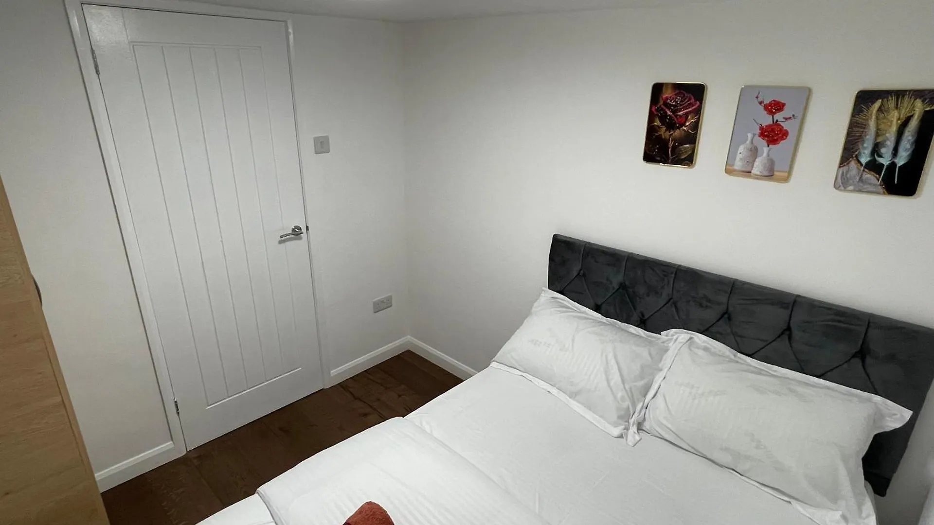 Stratford-2Bedroom-Close To Local Transport- Wifi London