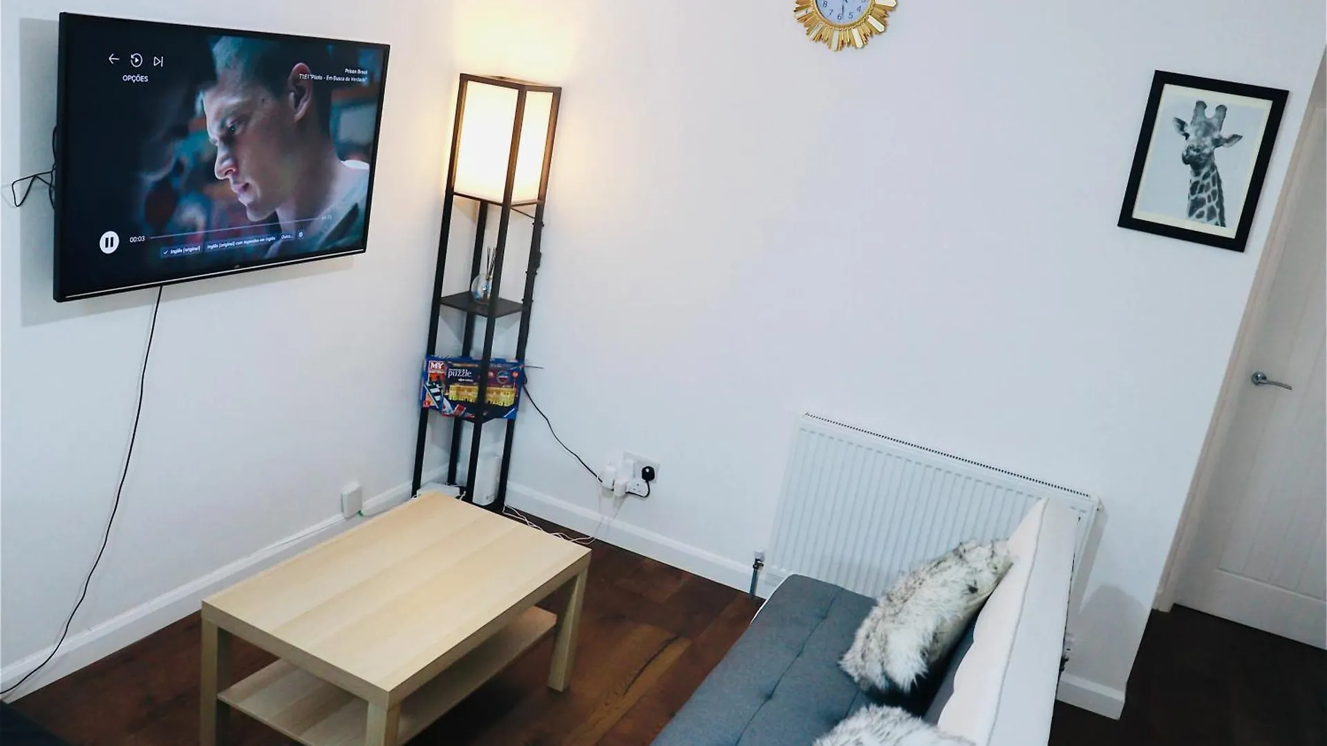 Stratford-2Bedroom-Close To Local Transport- Wifi London 0*,